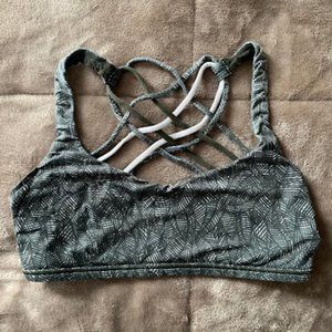 Lululemon Free to Be Wild Bra - Green